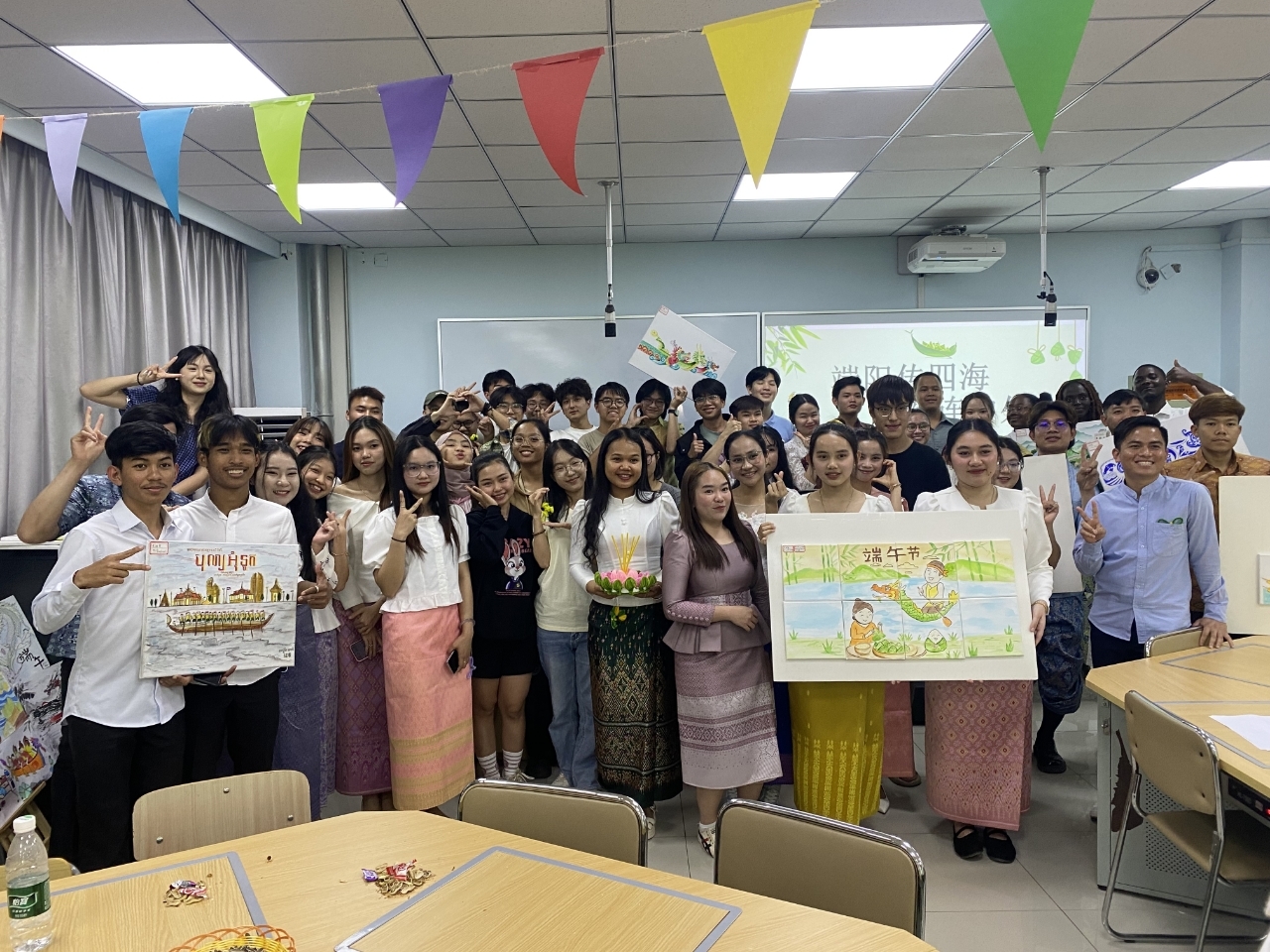 端午非遺進校園！建院30余名留學生體驗中華文化魅力